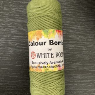 Color Bomb 8 - Shade 517 (Olive/Khakhee green)